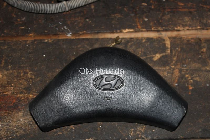 Hyundai Accent Korna Kapağı Çıkma