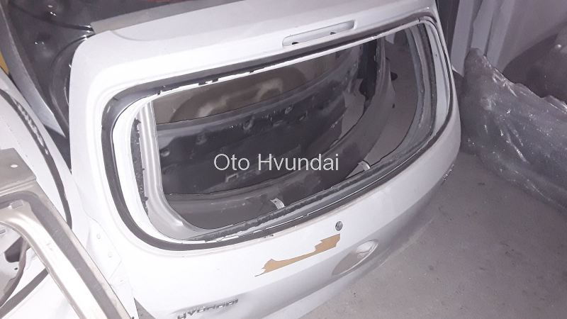 Hyundai Getz Bagaj Kapağı Beyaz Hatasız Çıkma Orjinal