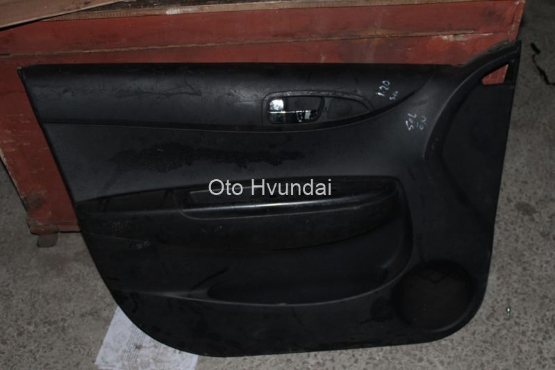 Hyundai i20 Sol Ön Kapı Döşemesi Çıkma Orjinal